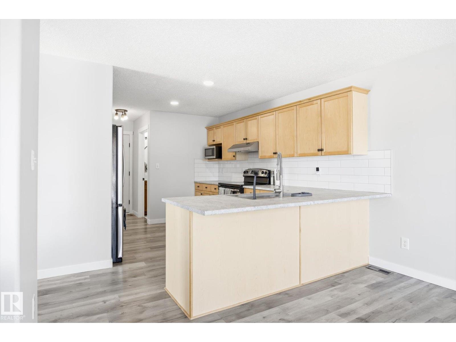 201 FOXBORO CT, Sherwood Park