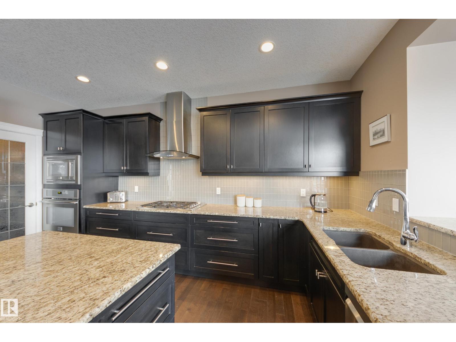 3825 Agar Green SW, Edmonton