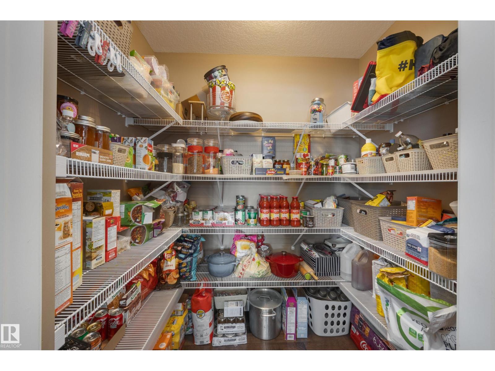 3825 Agar Green SW, Edmonton