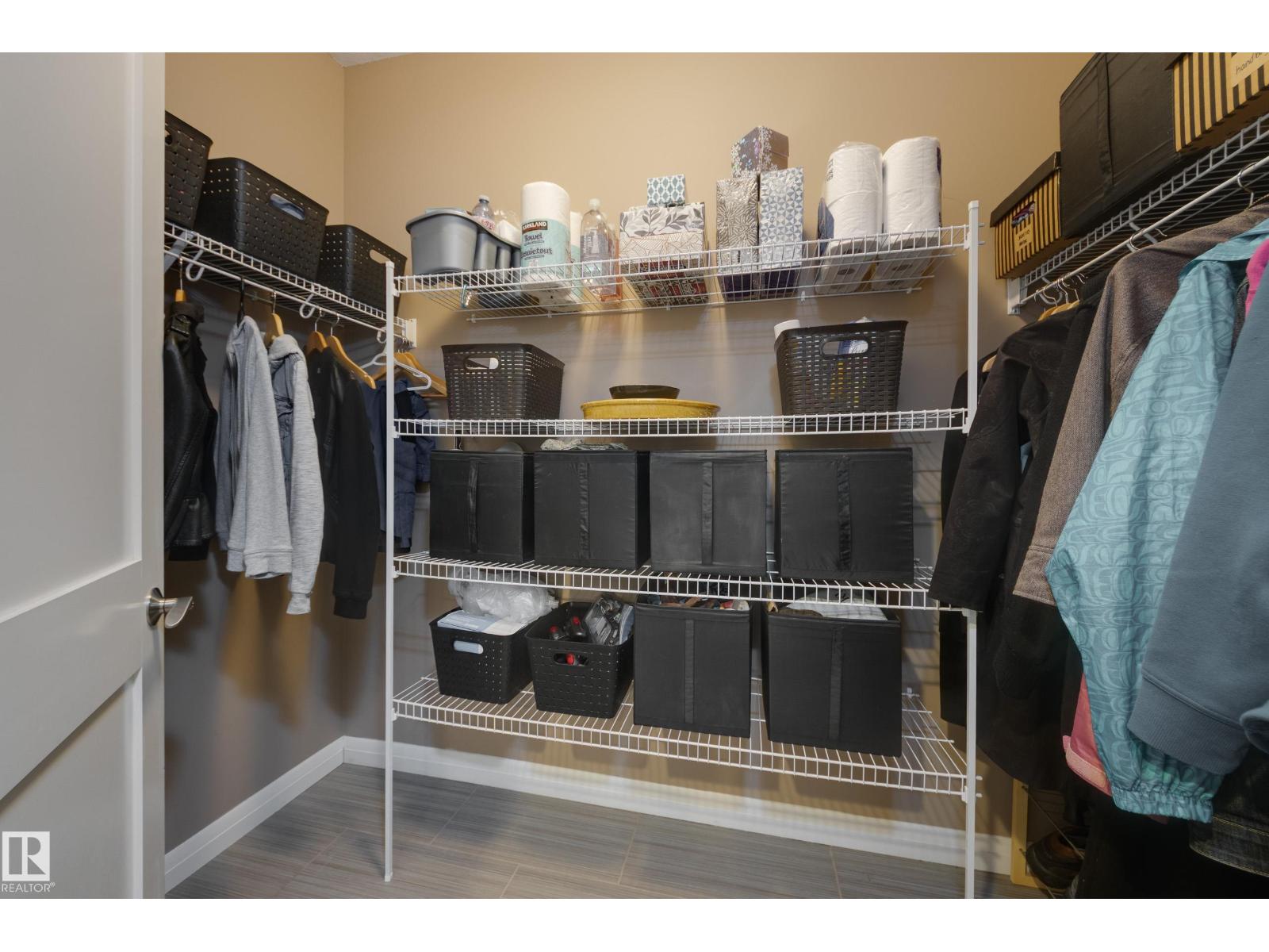 3825 Agar Green SW, Edmonton