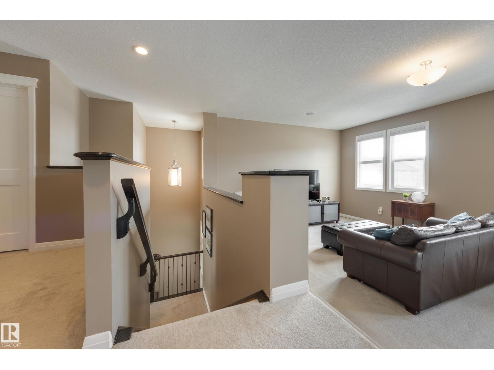 3825 Agar Green SW, Edmonton