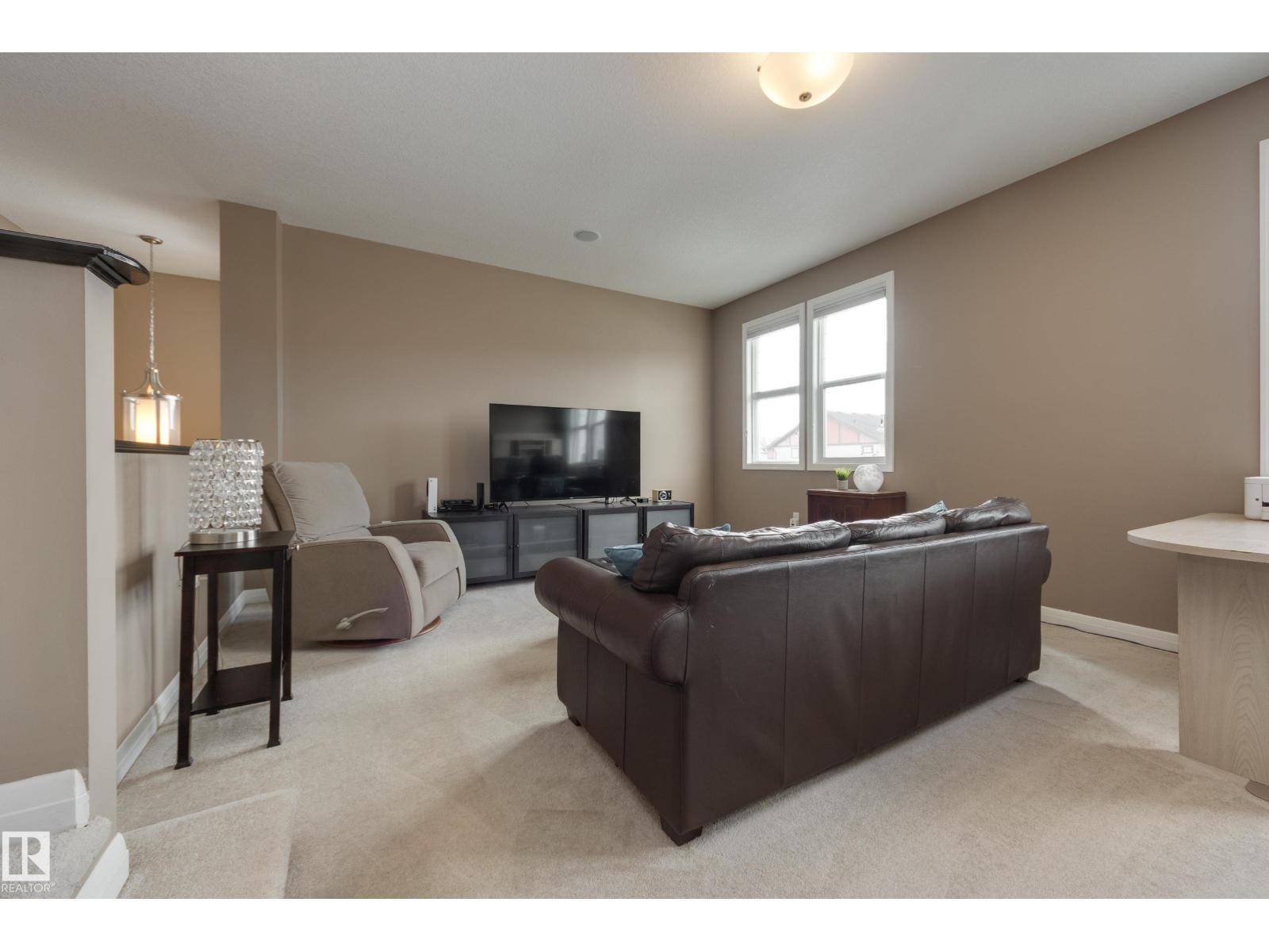 3825 Agar Green SW, Edmonton