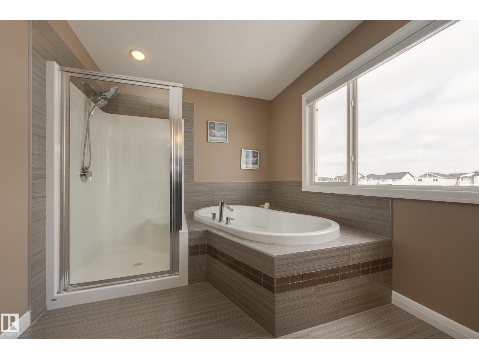 3825 Agar Green SW, Edmonton