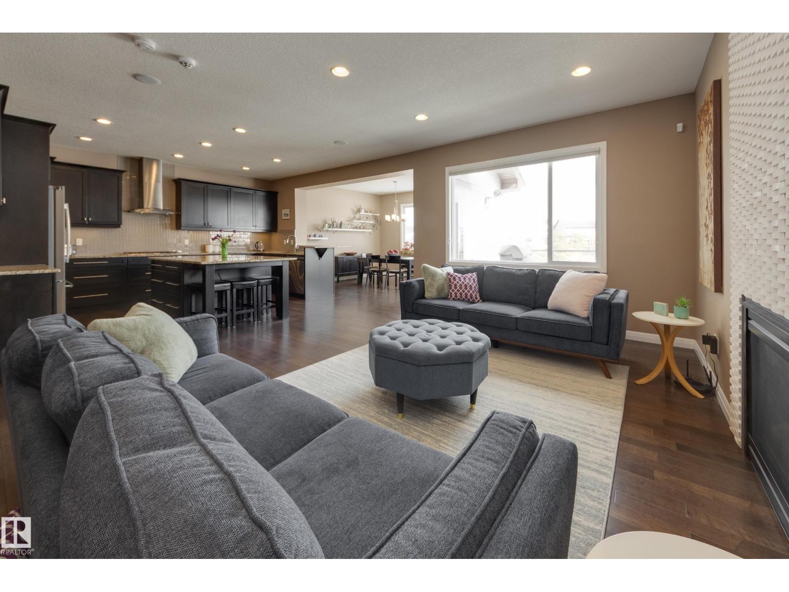 3825 Agar Green SW, Edmonton