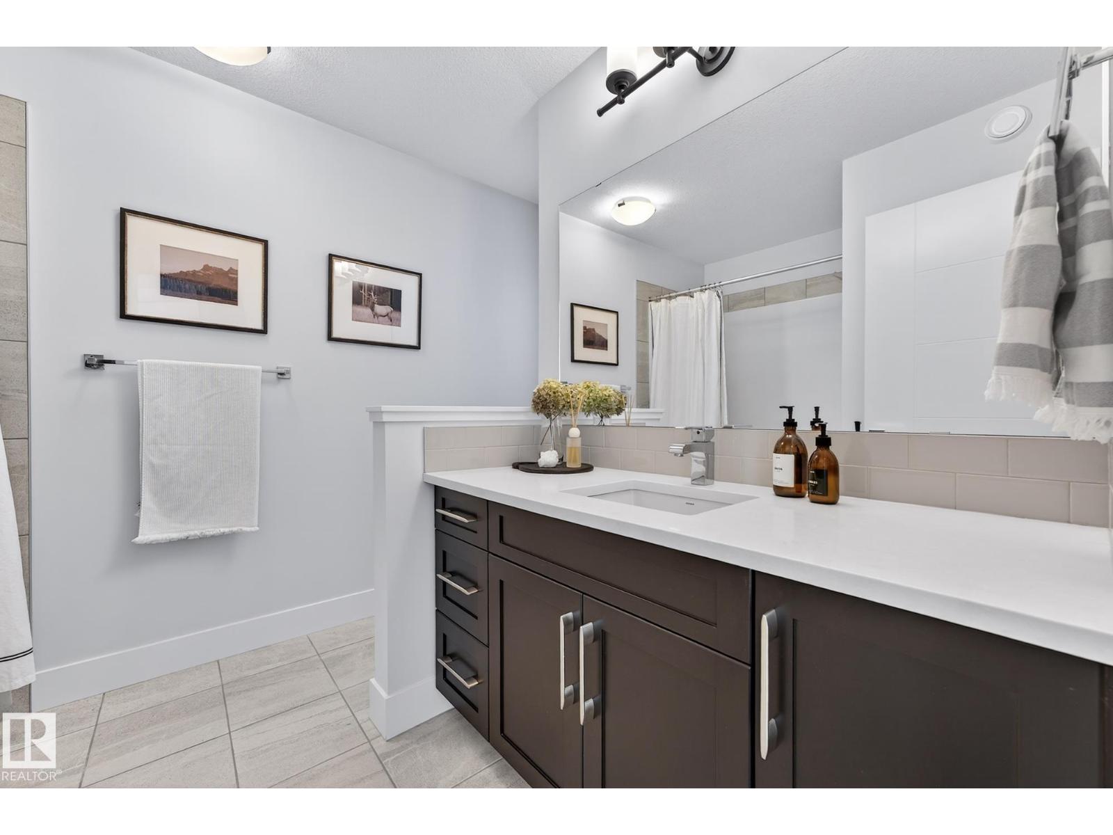 12 AMESBURY WD, Sherwood Park