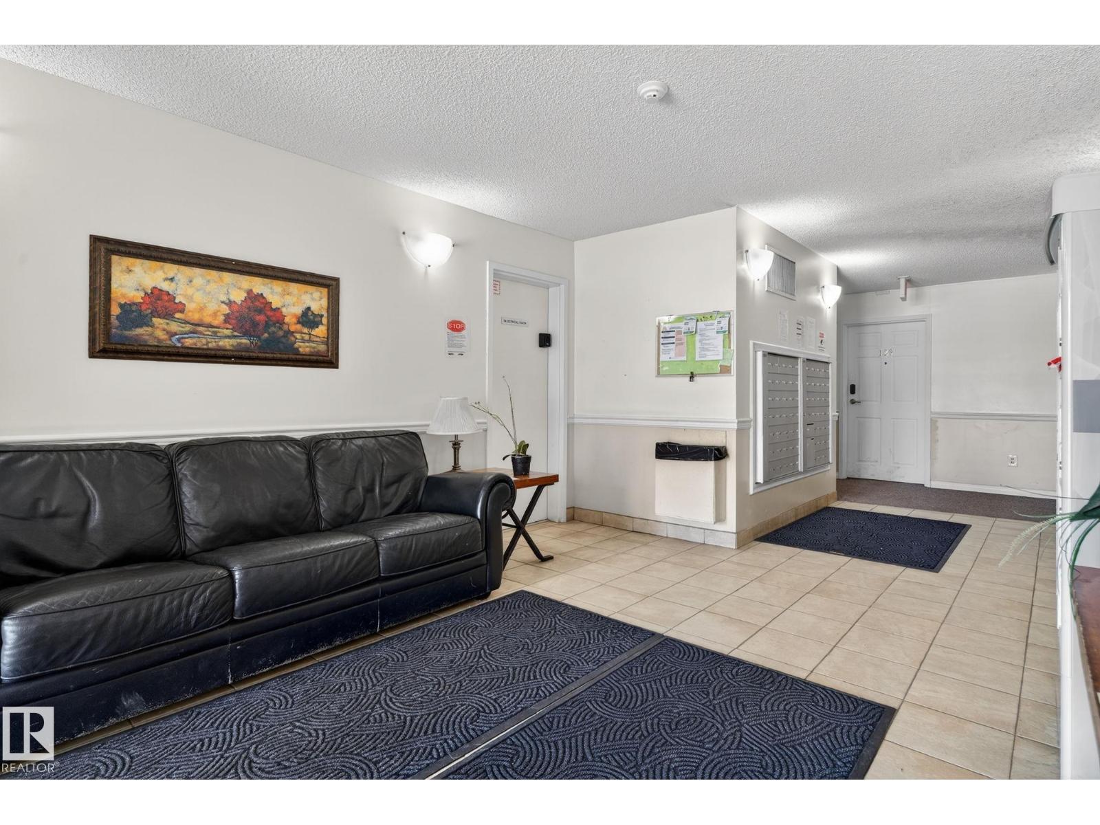 #129 4210 139 AV NW, Edmonton