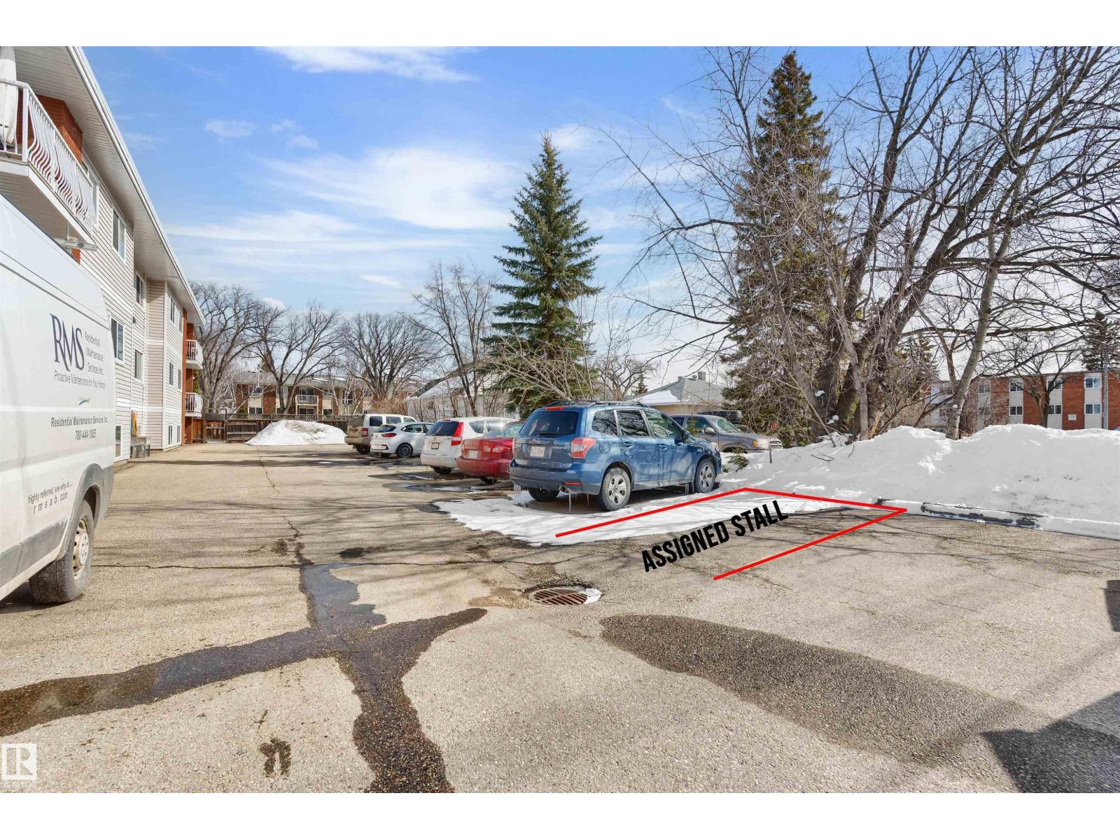 #18 10812 115 ST NW, Edmonton