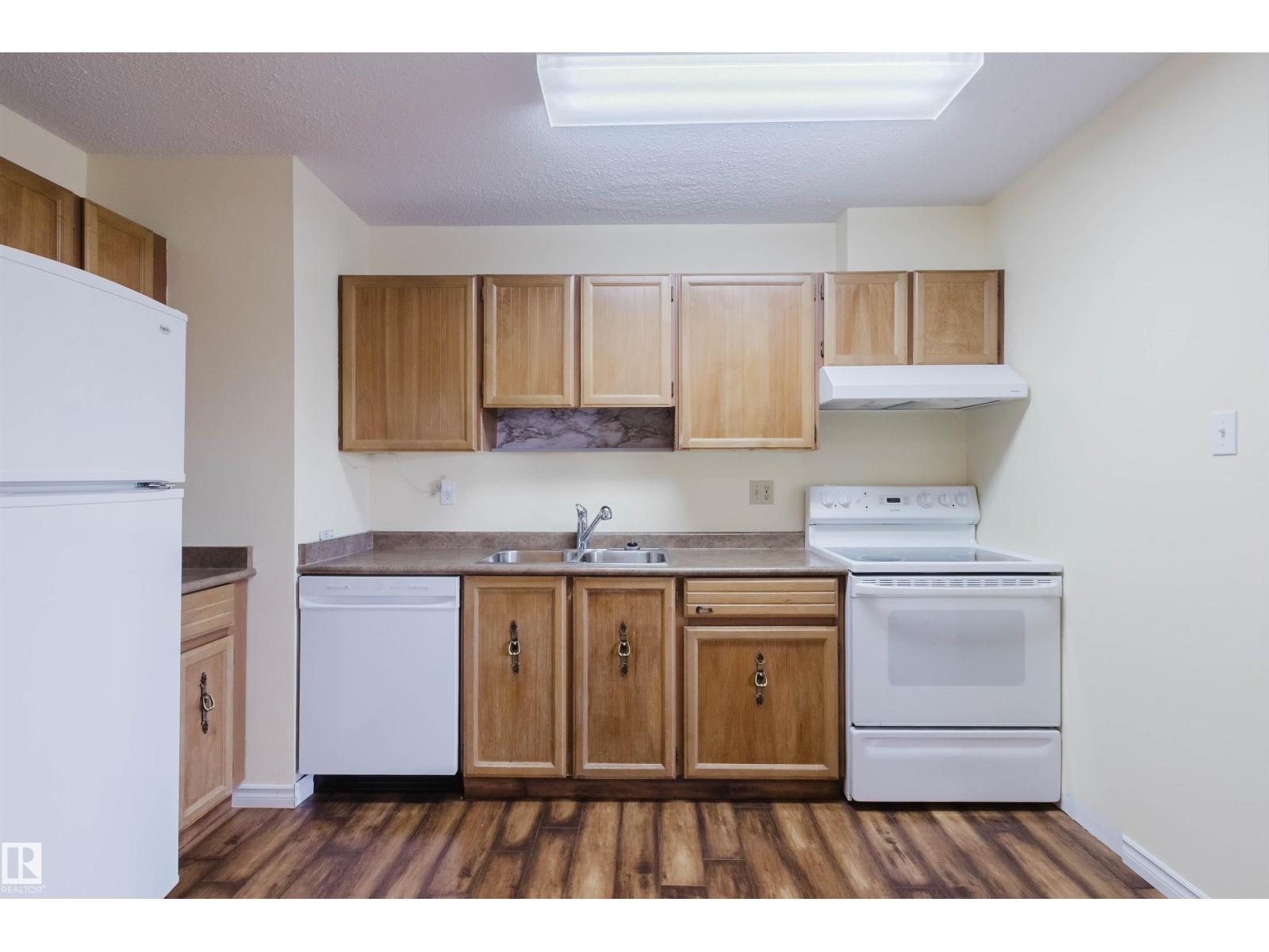 #300 2303 119 ST NW, Edmonton