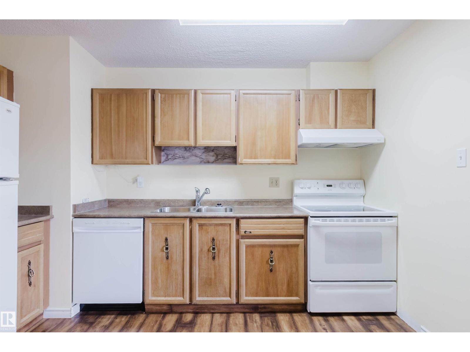 #300 2303 119 ST NW, Edmonton