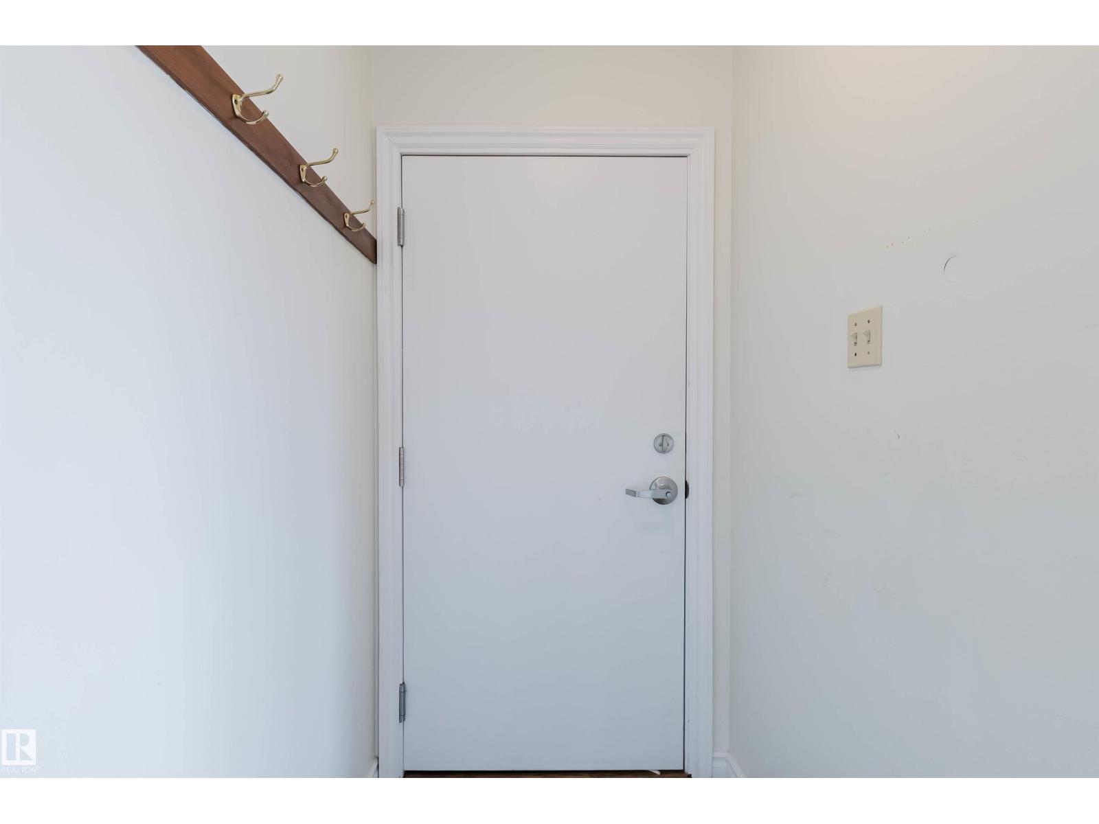 #300 2303 119 ST NW, Edmonton