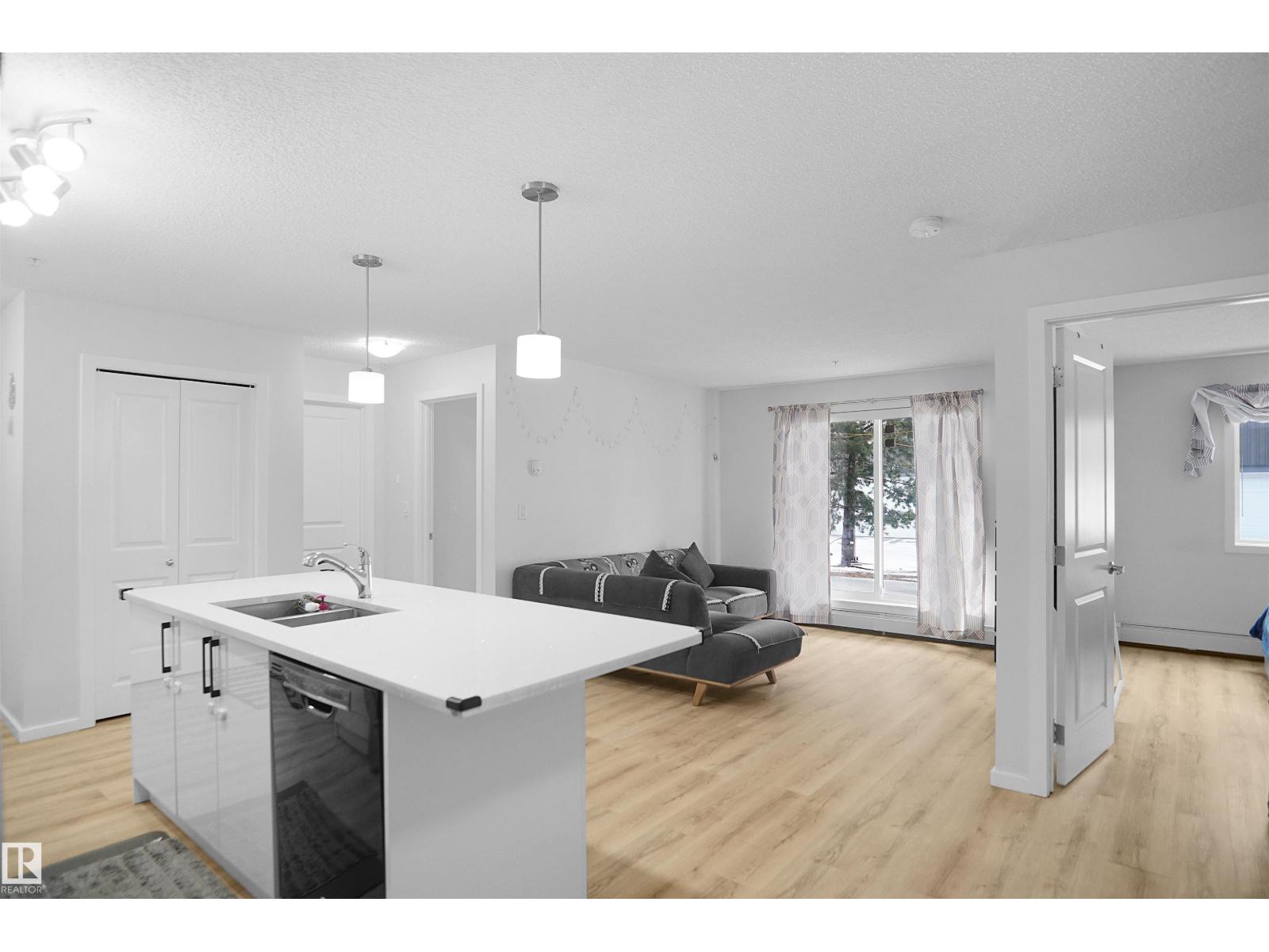 #103 3353 16A AV NW, Edmonton