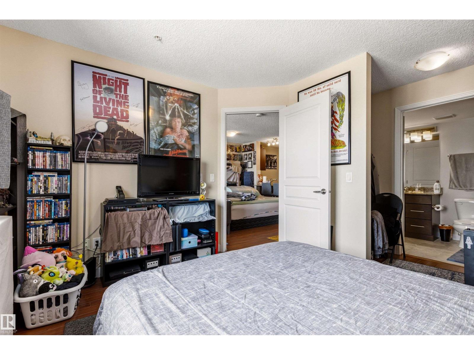 #2302 4 AUGUSTINE CR, Sherwood Park