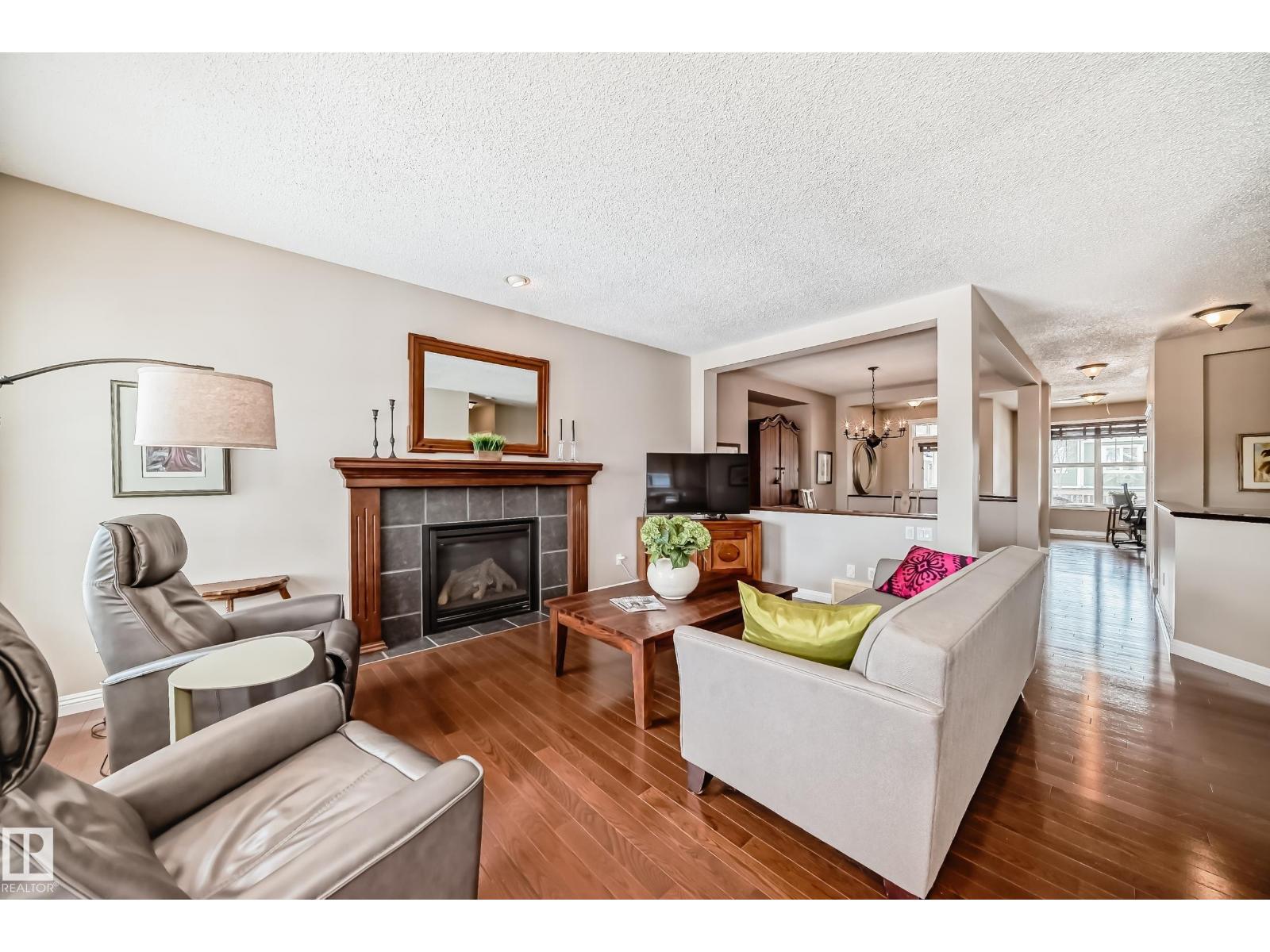 2326 FREZENBERG AV NW, Edmonton