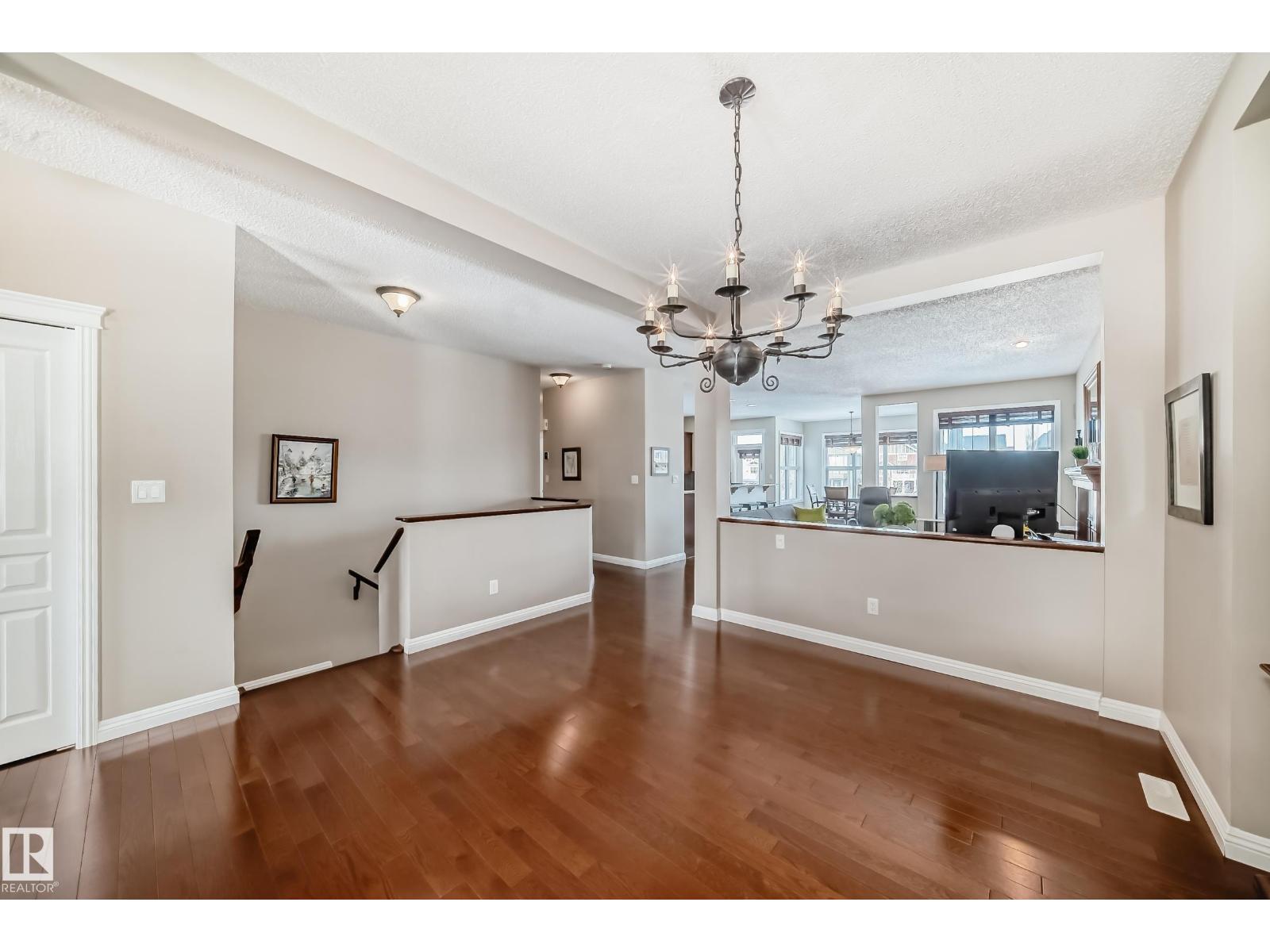 2326 FREZENBERG AV NW, Edmonton