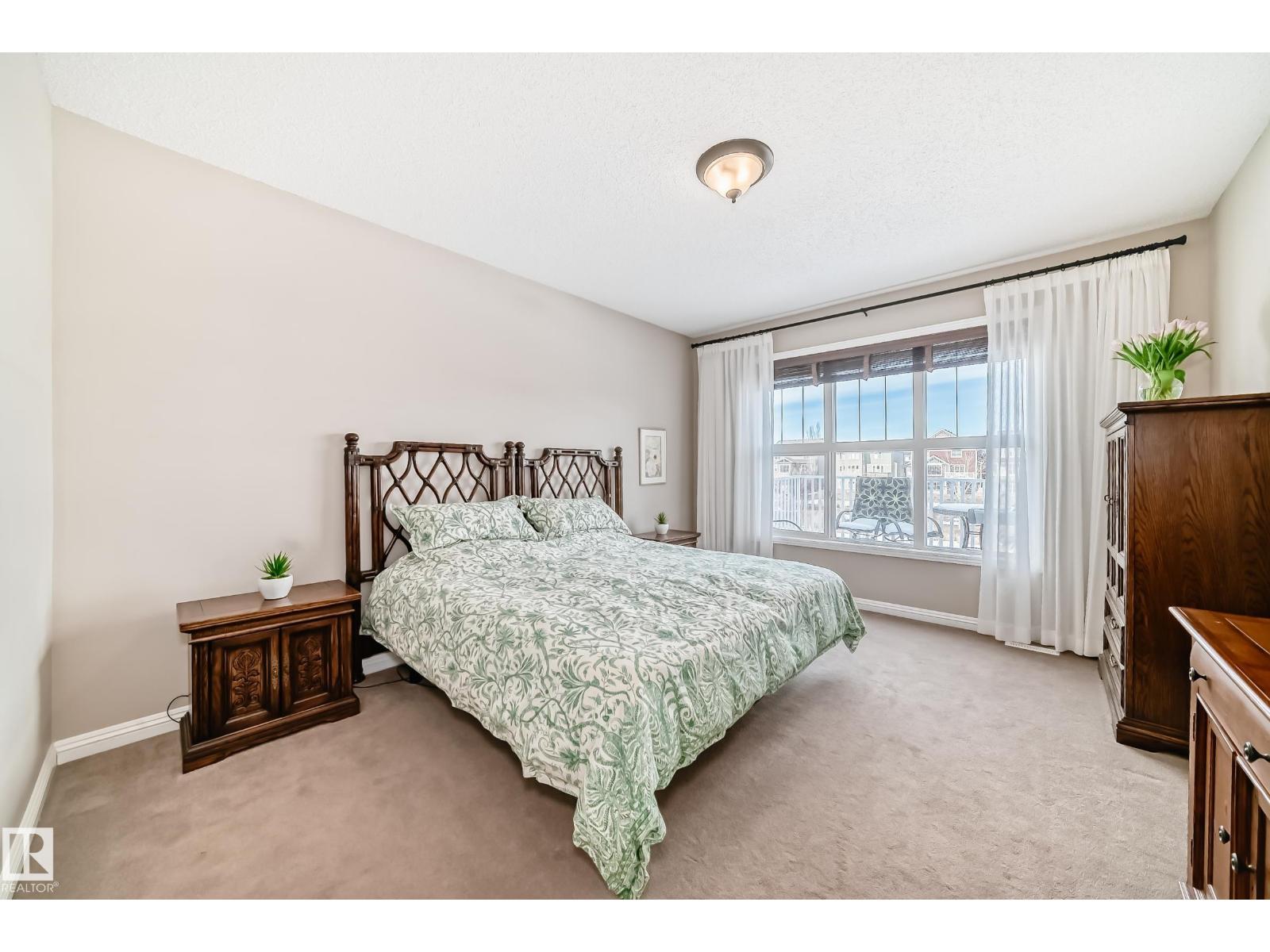 2326 FREZENBERG AV NW, Edmonton