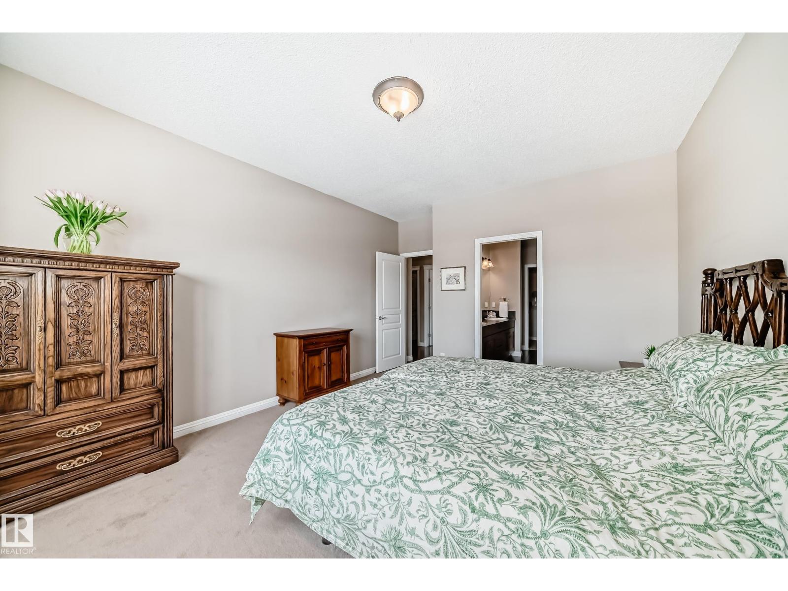 2326 FREZENBERG AV NW, Edmonton