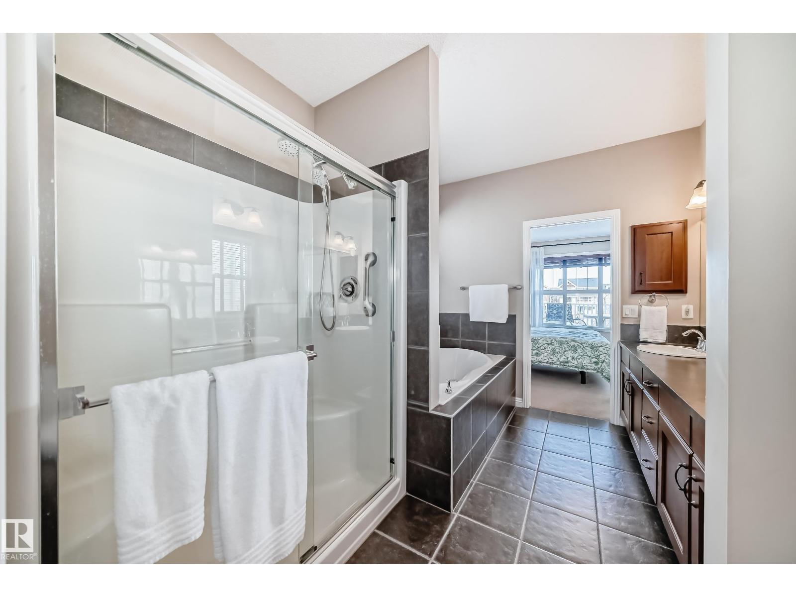 2326 FREZENBERG AV NW, Edmonton