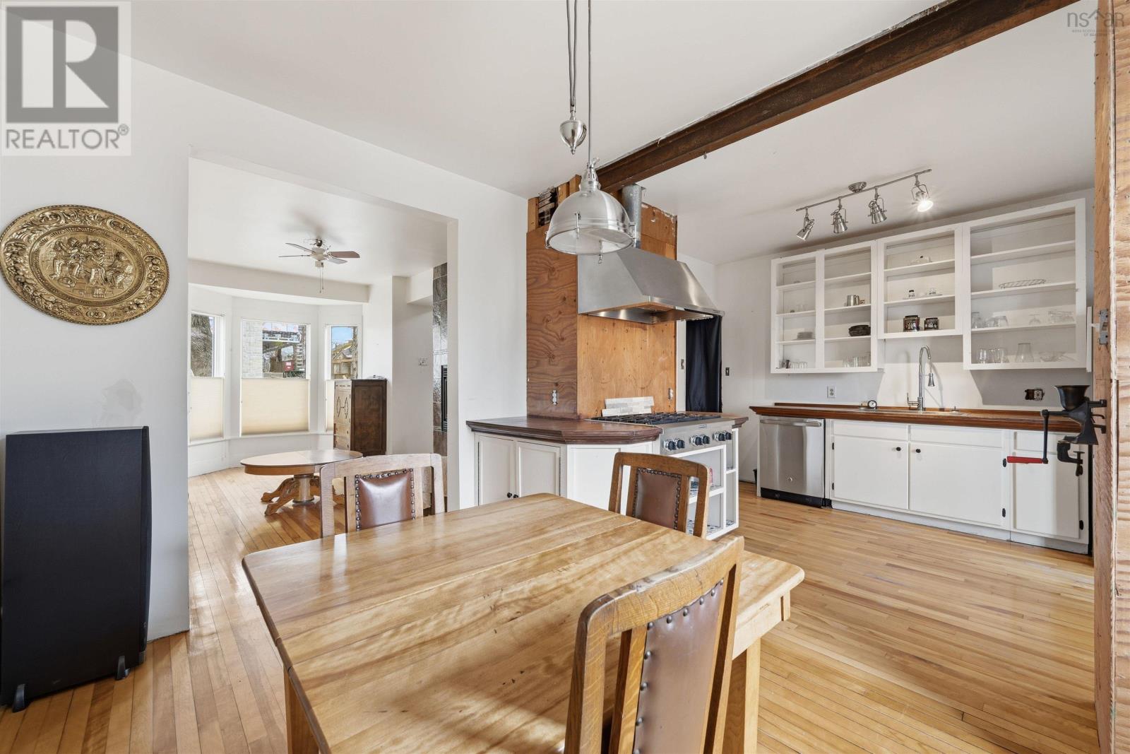 Property 5 of 40 of 19 GEORGE Street