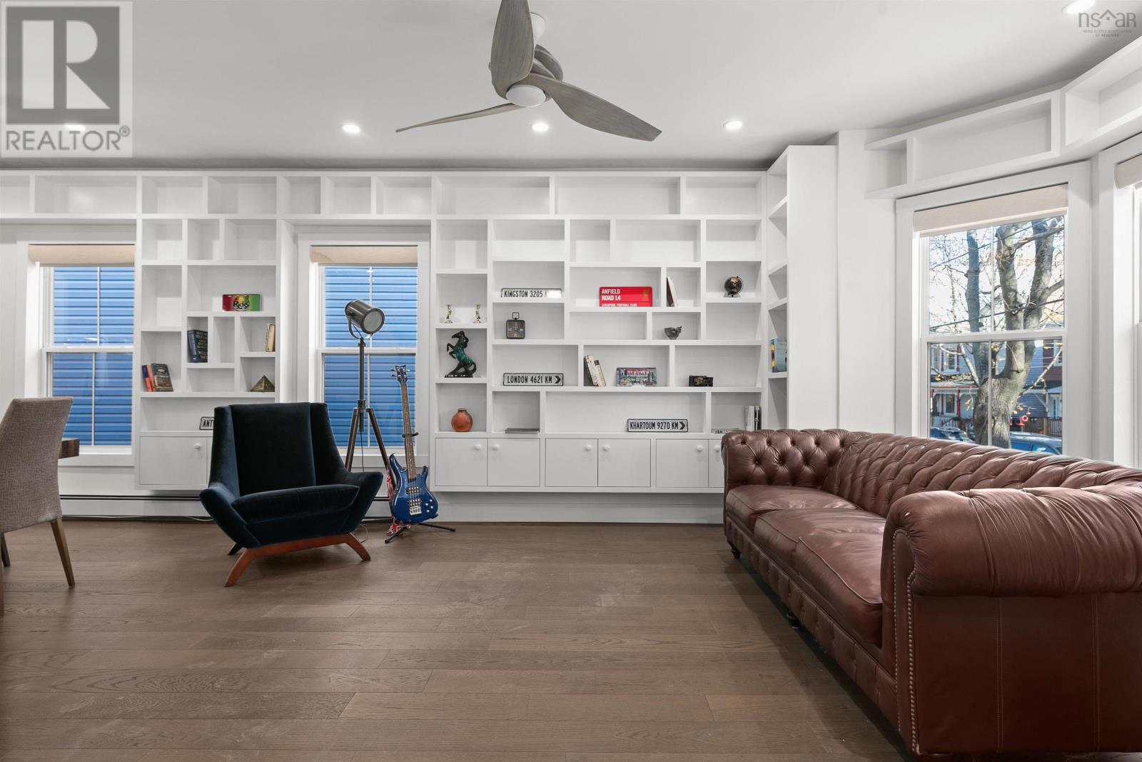 Property 13 of 50 of 5567 Black Street