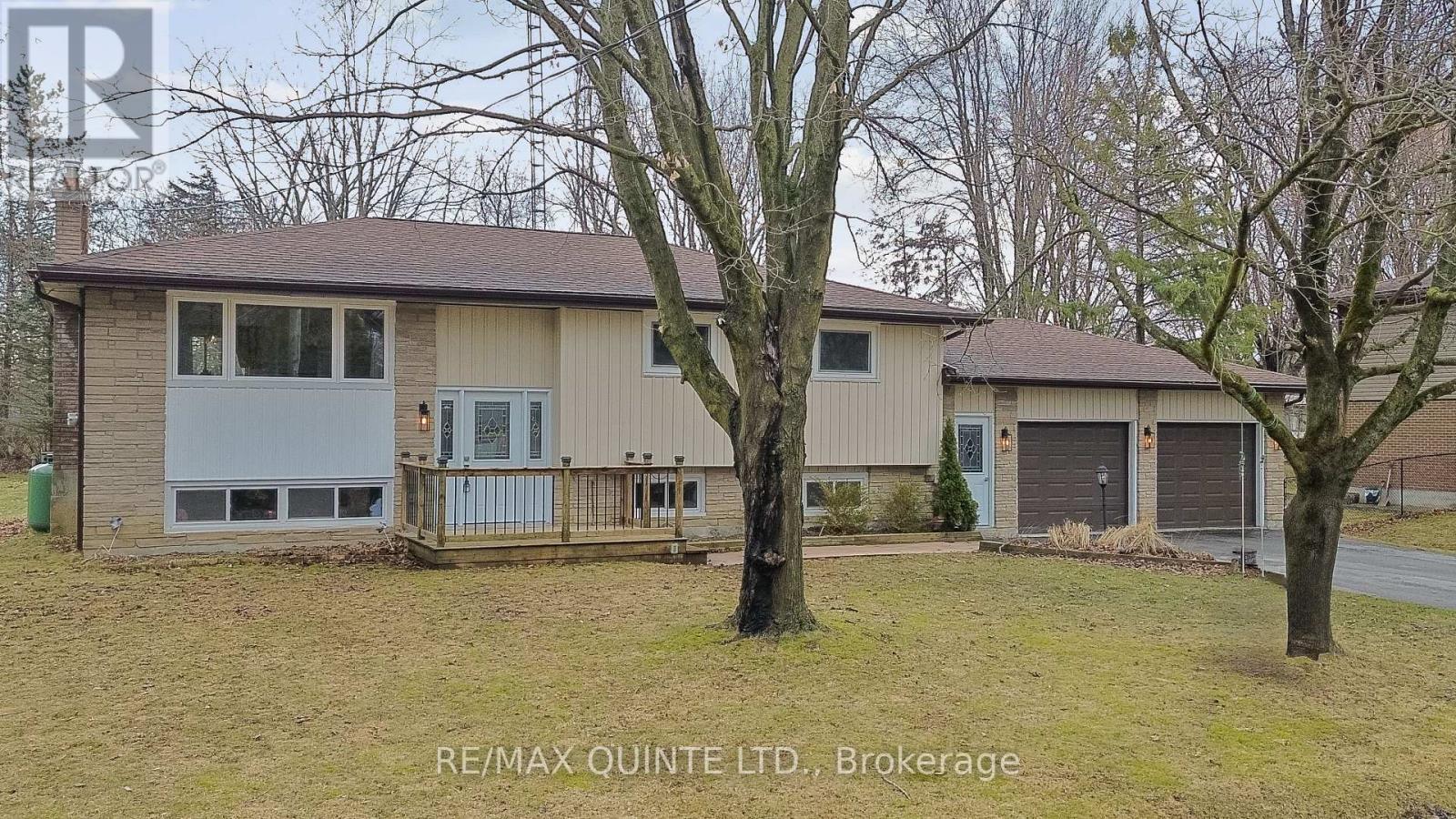 20 TAYLOR DRIVE, Prince Edward County (Ameliasburg Ward), Ontario