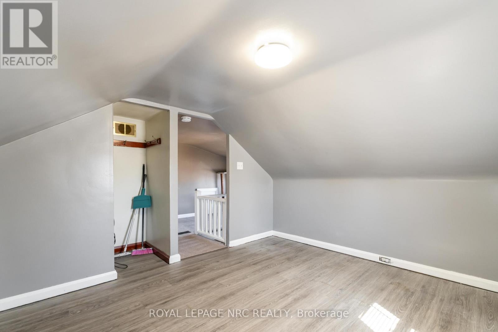 103 CLARE AVENUE - 19