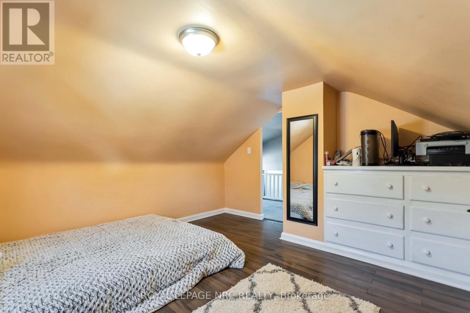 103 CLARE AVENUE - 22