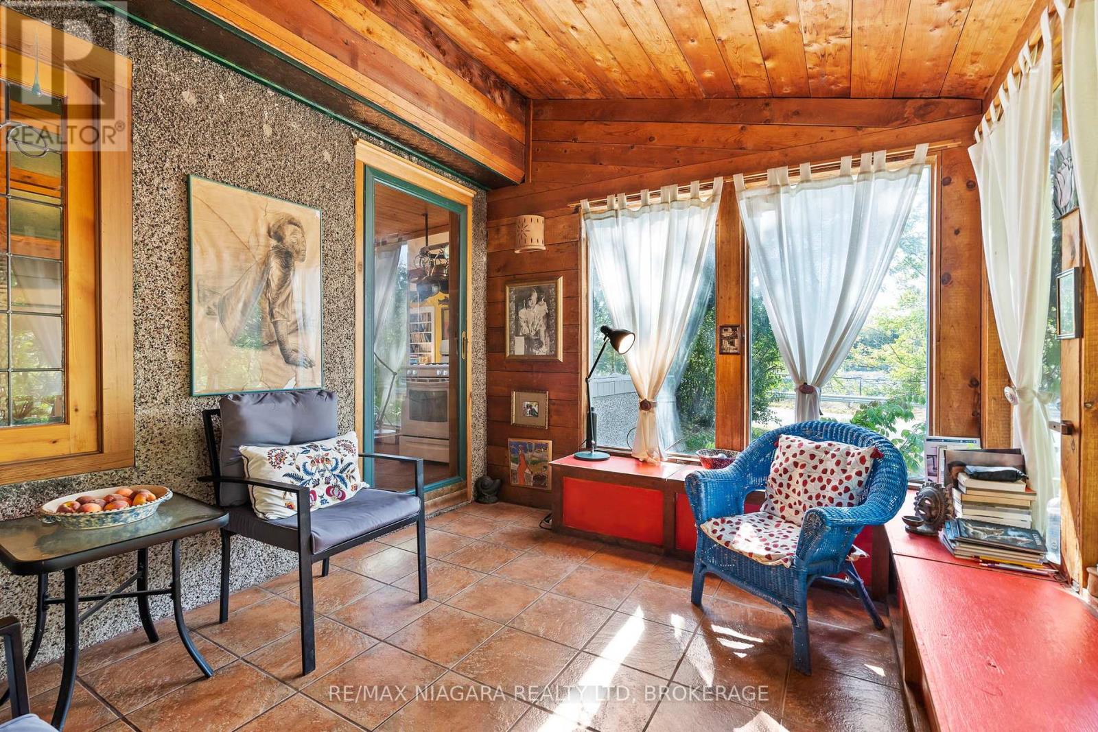 105 WEIR ROAD - 23