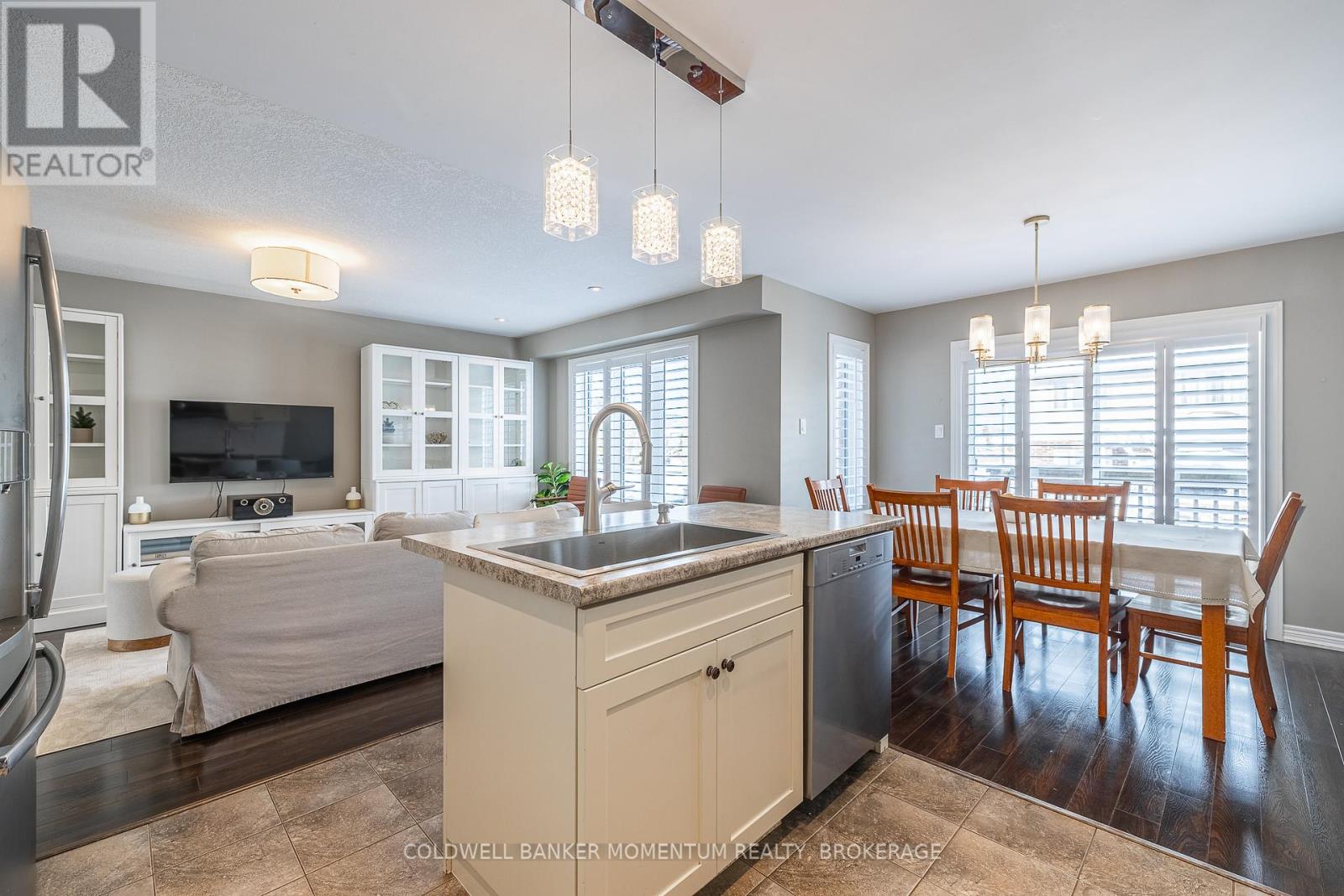 19 KENMAR COURT - 18