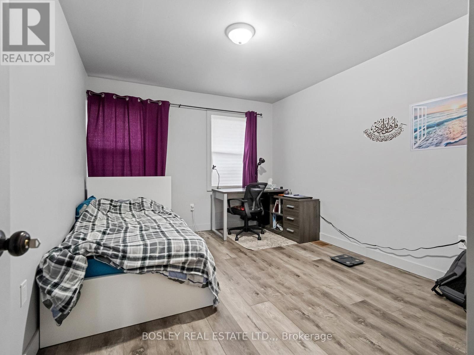 121 OAKDALE AVENUE - 29