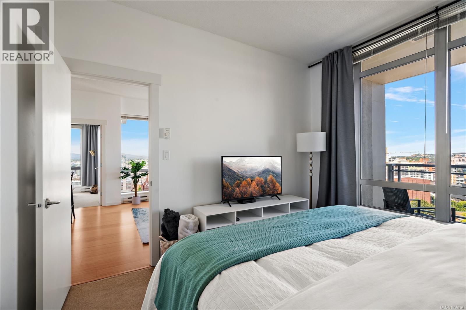 2001 751 Fairfield Road, Victoria