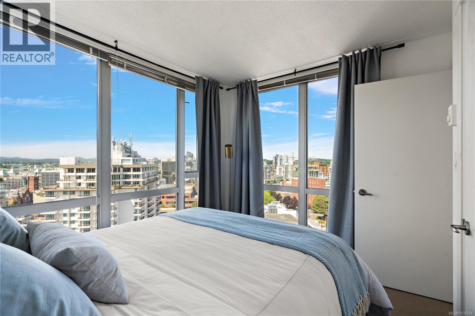 2001 751 Fairfield Road, Victoria