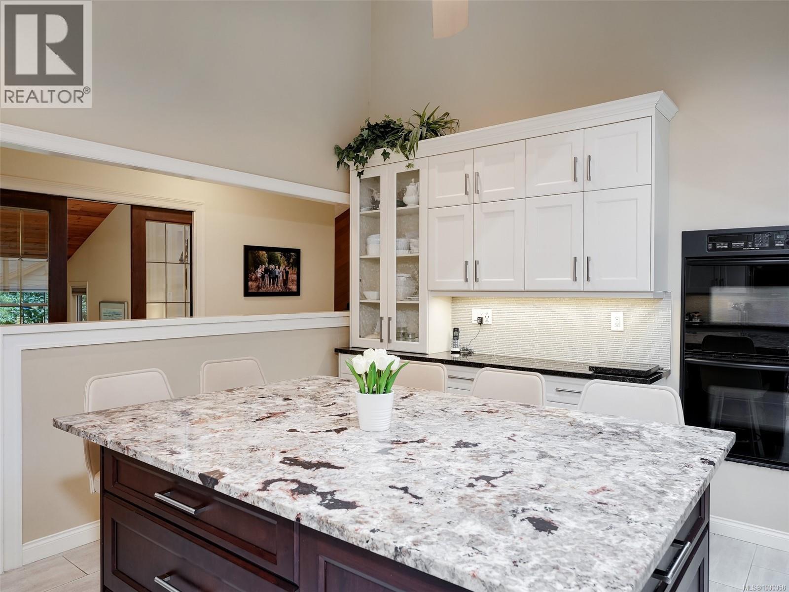  10720 Derrick Road, North Saanich