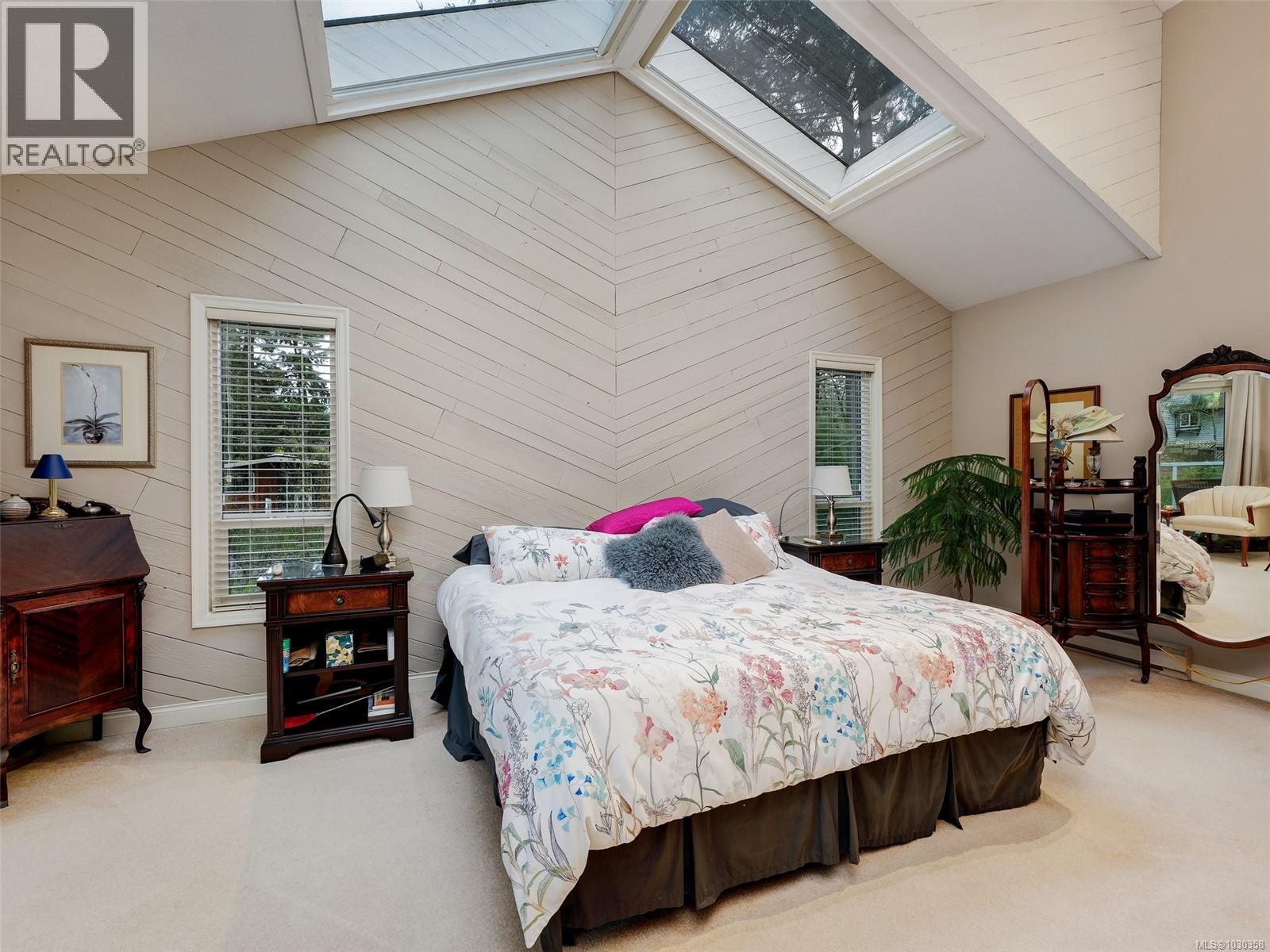  10720 Derrick Road, North Saanich