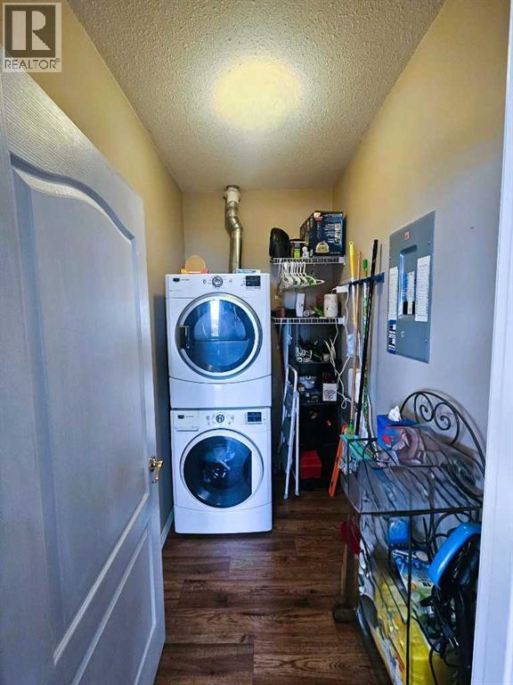 5217 39 Street, Red Deer