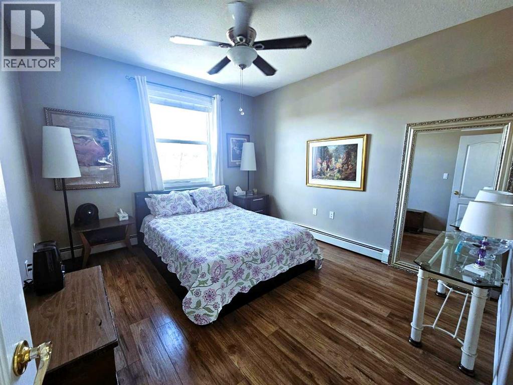 5217 39 Street, Red Deer