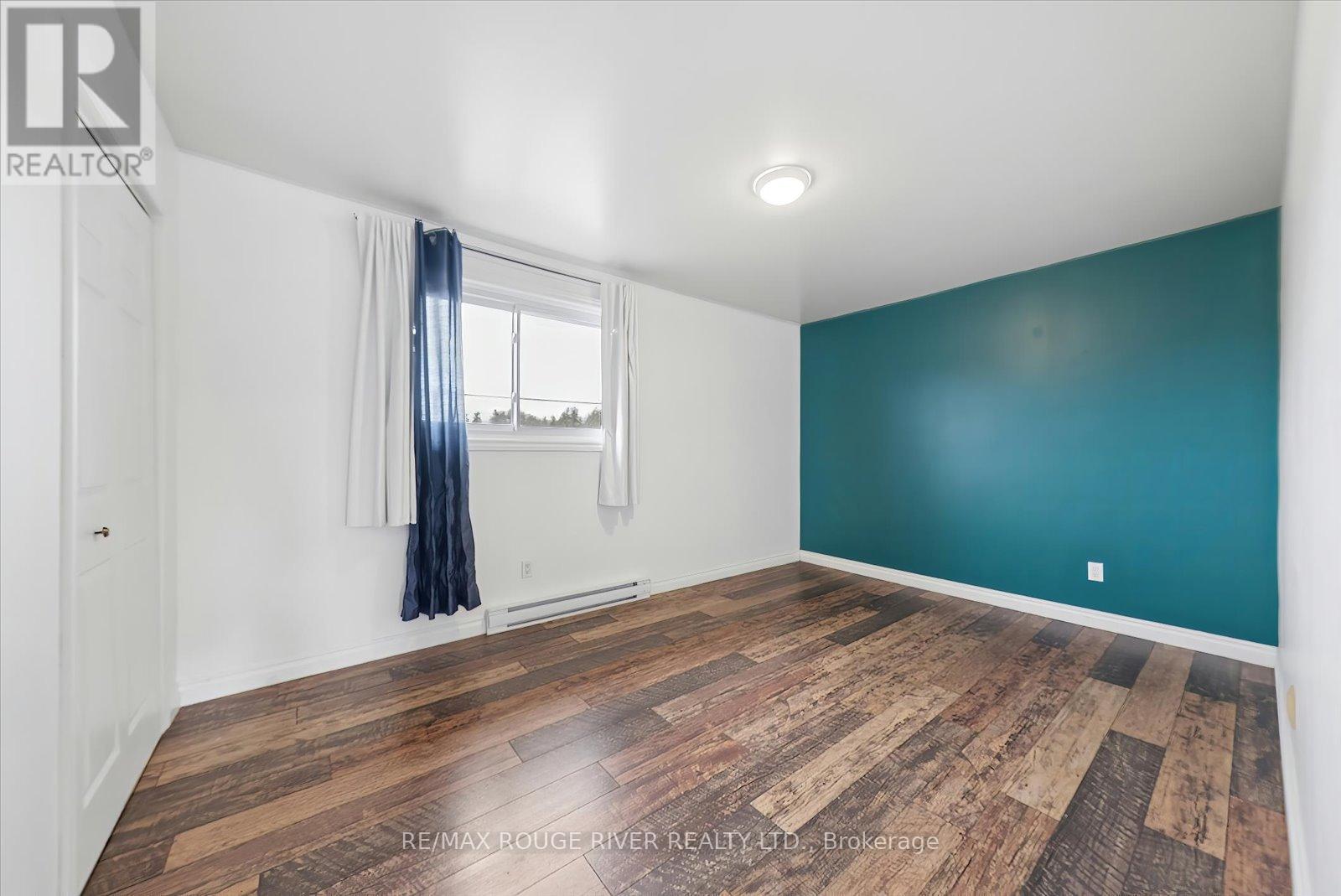 6 CRAWFORD DRIVE - 21