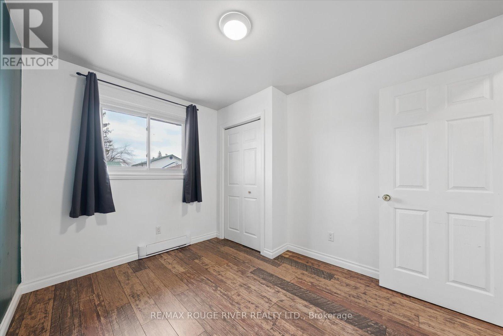 6 CRAWFORD DRIVE - 24