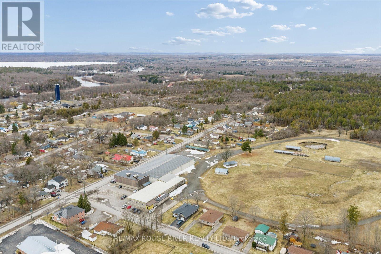 6 CRAWFORD DRIVE - 34