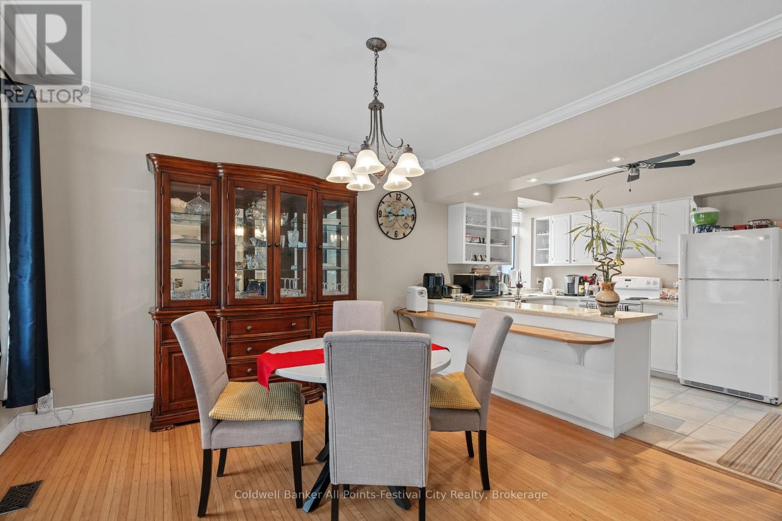85 CAMBRIA ROAD N - 13