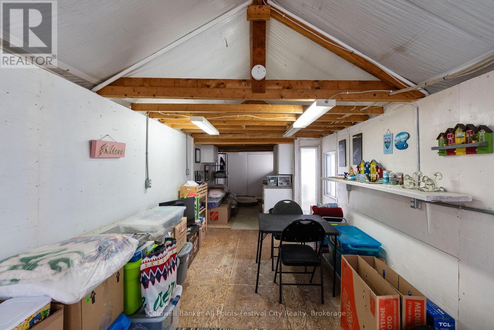 85 CAMBRIA ROAD N - 40