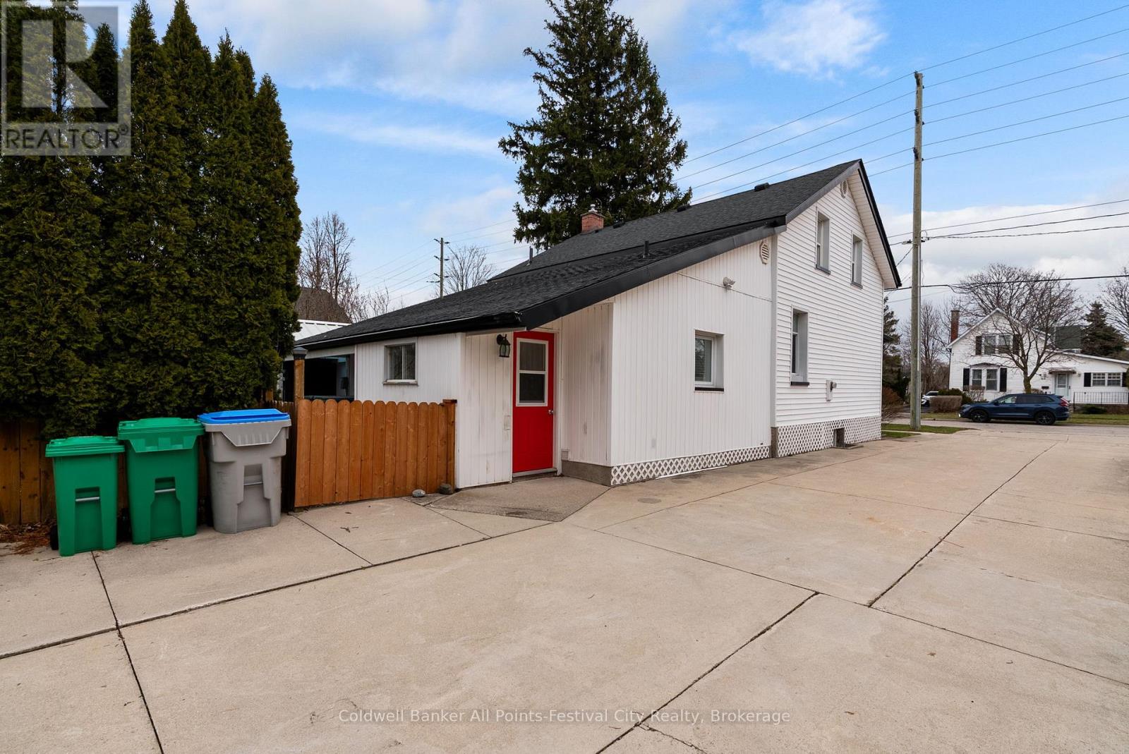 85 CAMBRIA ROAD N - 49