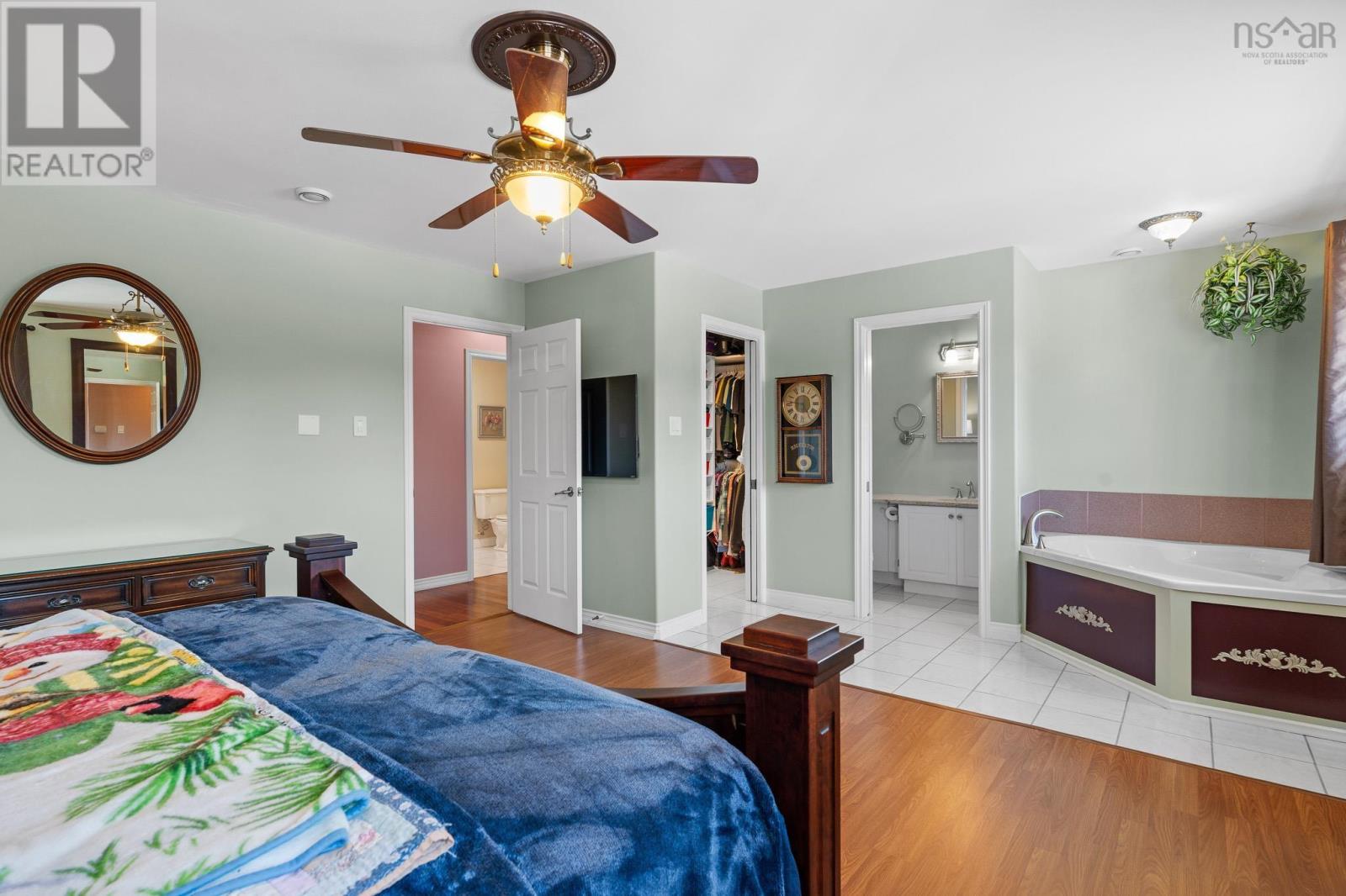 Property 27 of 49 of 1312 Waverley Road