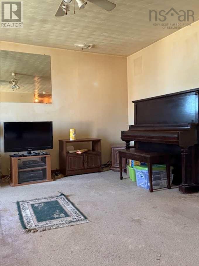 Property 8 of 34 of 11 Tamarac Drive