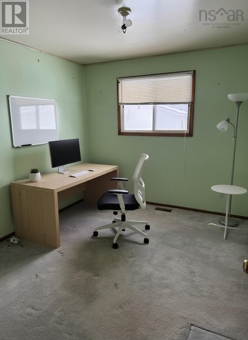 Property 34 of 34 of 11 Tamarac Drive