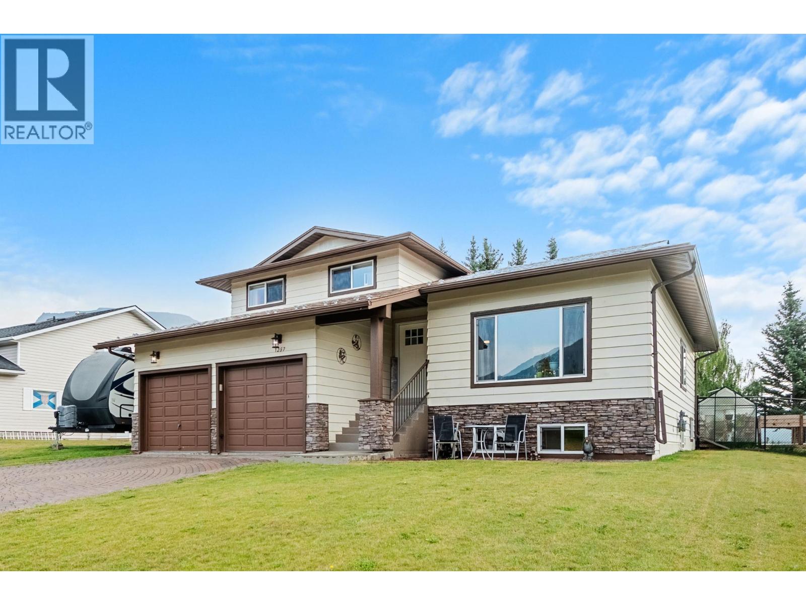1257 VALLEY VIEW Drive, Sparwood