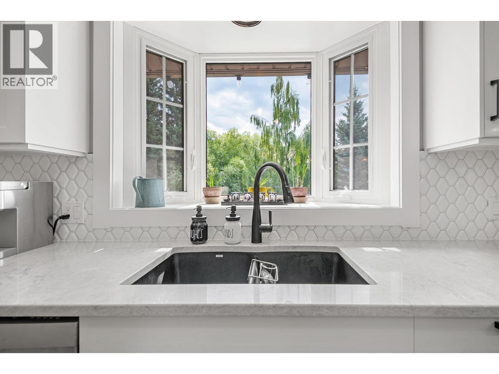 1257 VALLEY VIEW Drive, Sparwood