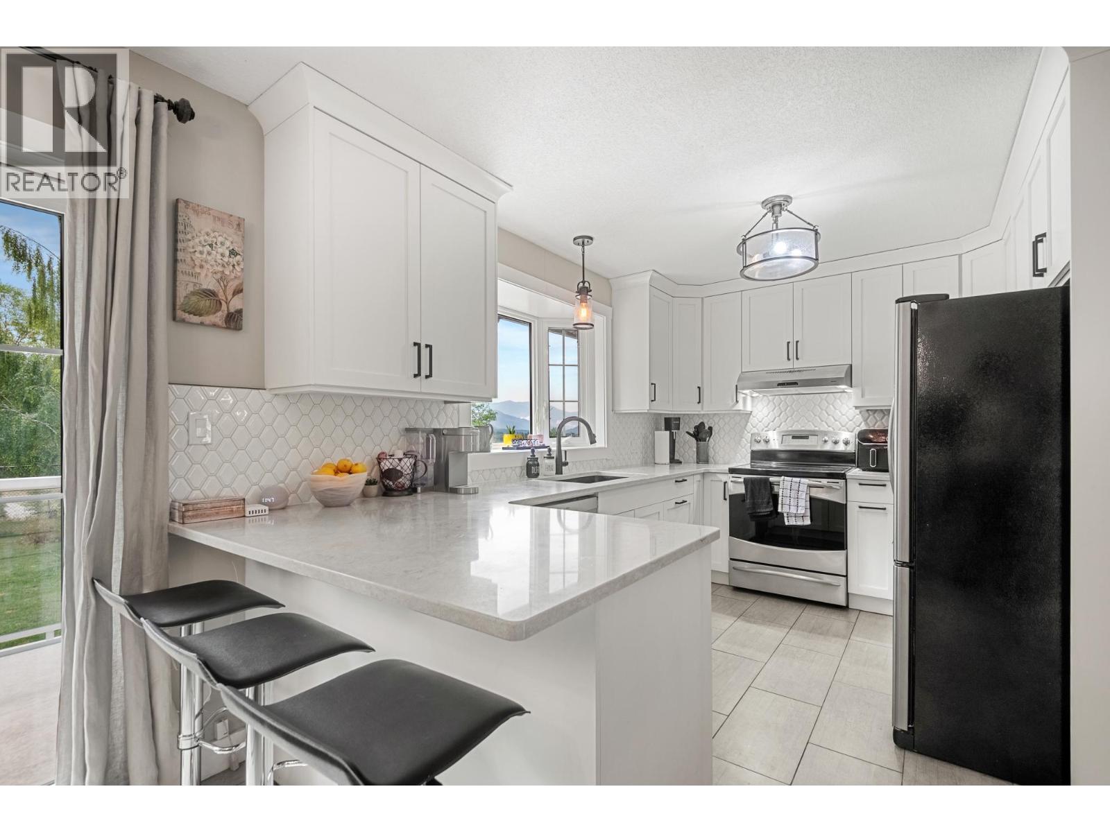 1257 VALLEY VIEW Drive, Sparwood