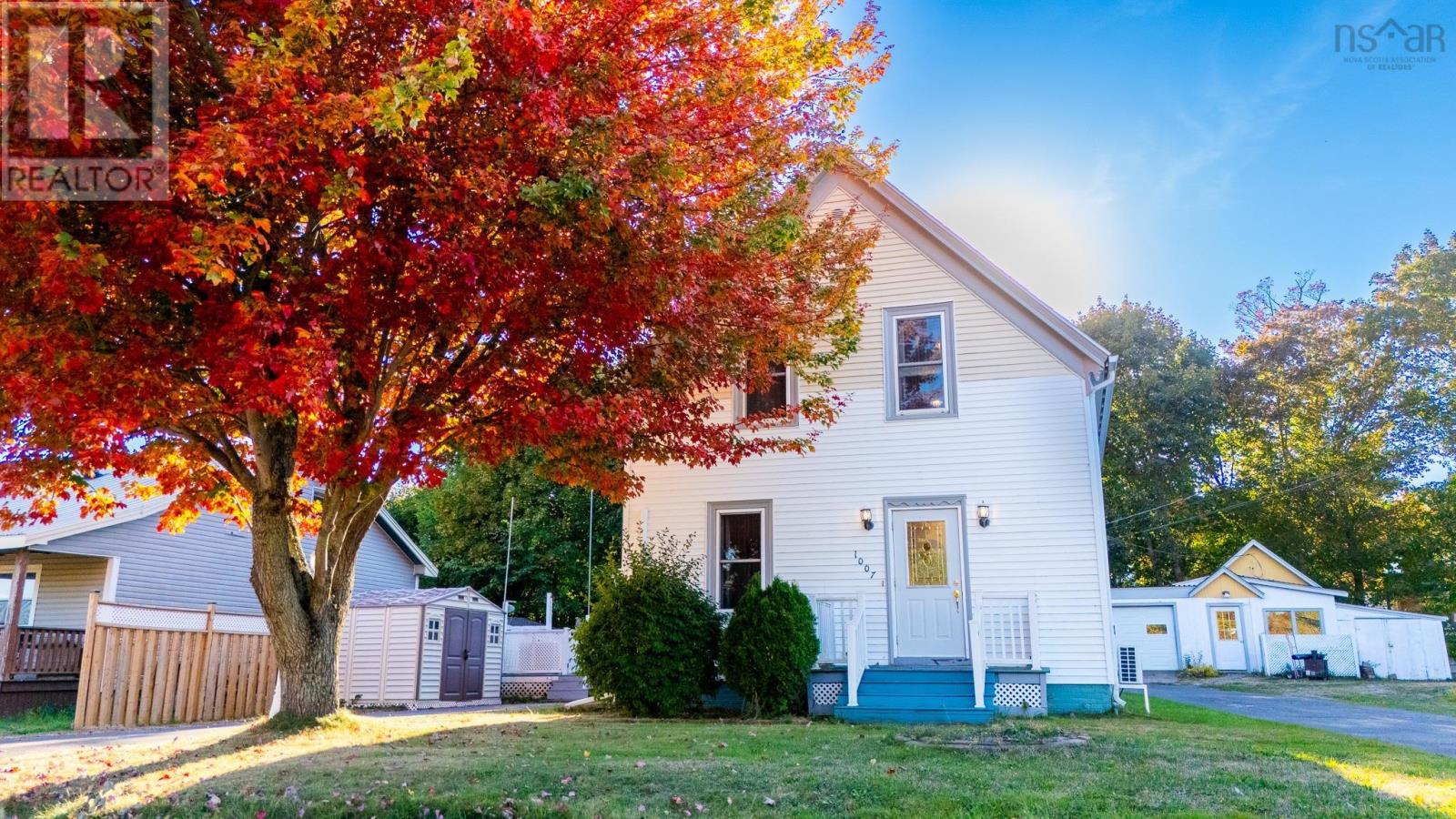 Property photo of 1007 Terrys Creek Road