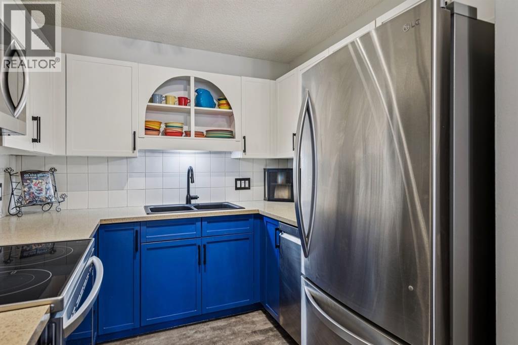 Single Family House Bungalow for Sale in    Avenue NE Tuxedo Park Calgary 