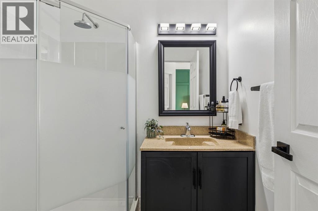 Single Family House Bungalow for Sale in    Avenue NE Tuxedo Park Calgary 